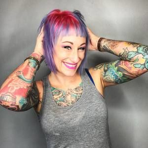 Meet your Posher, Holly